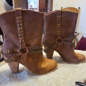 Not Rated Casa Blanca Boots Tan